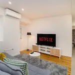 Whome Charming Getaway Near Campo Ourique
