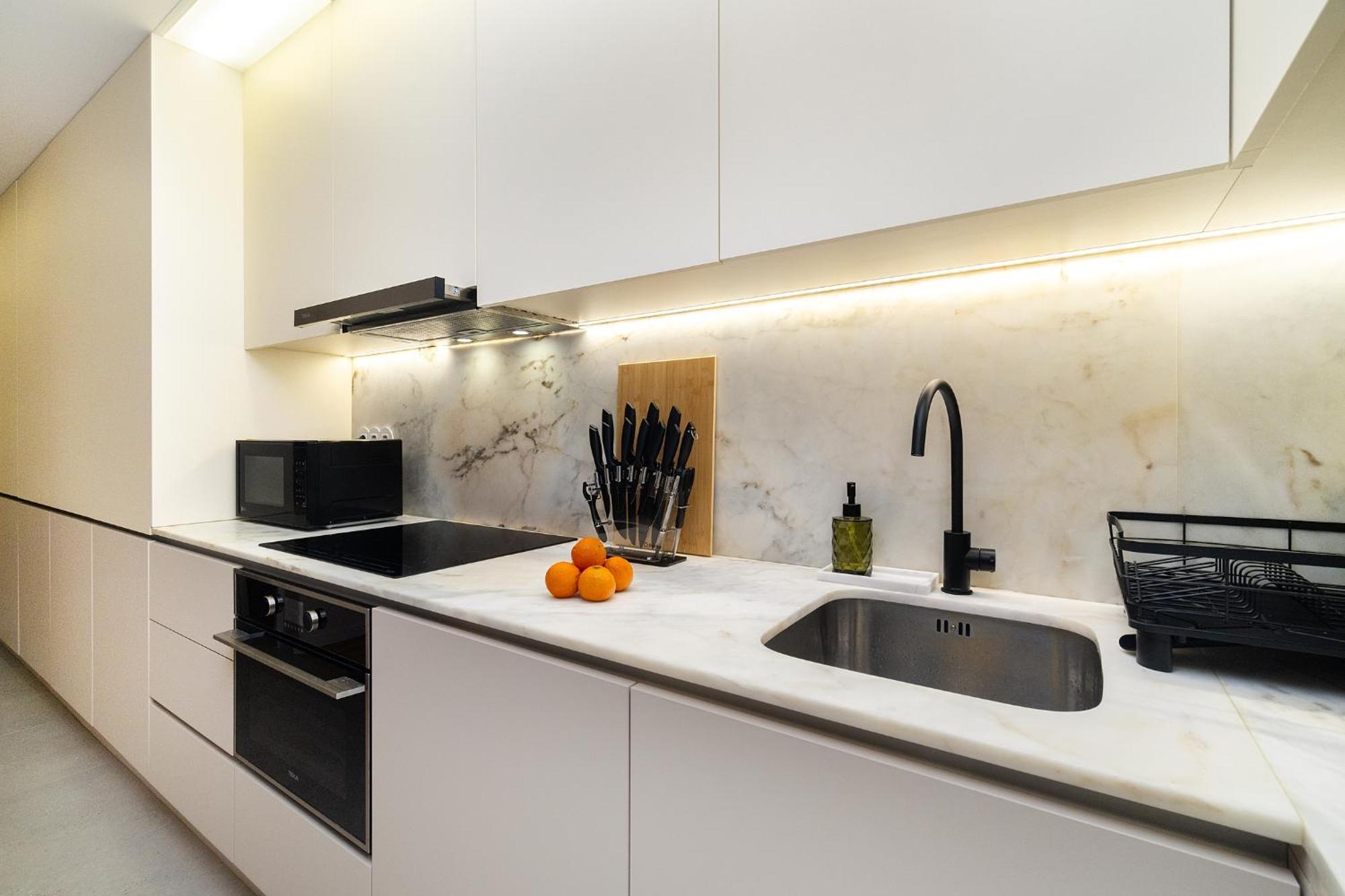 Apartment Whome Charming Getaway Near Campo Ourique *
